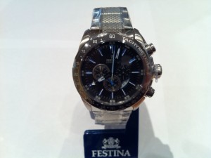 montre festina. prix 149 €. ref : f16488/3